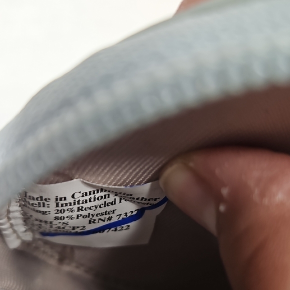 Lauren Conrad Light Blue Round Coin Purse with Gold Letter M and keyring - Picture 6 of 7